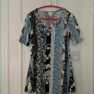 LuLaRoe Perfect T